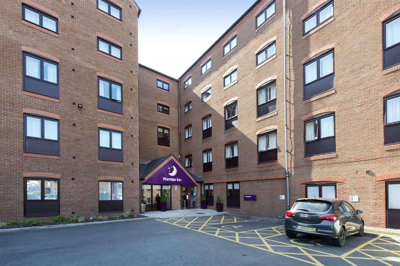 Premier Inn Birmingham City Centre Bridge Street Exterior foto